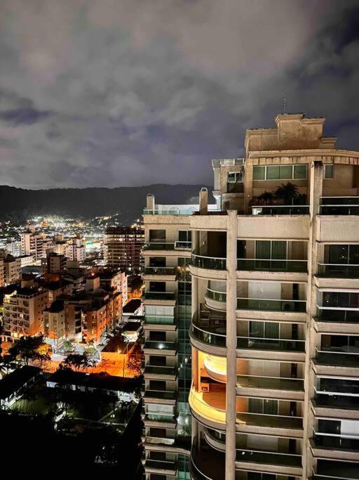 Apto Com Vista Para O Mar Com 2 Vagas - גוארויה מראה חיצוני תמונה